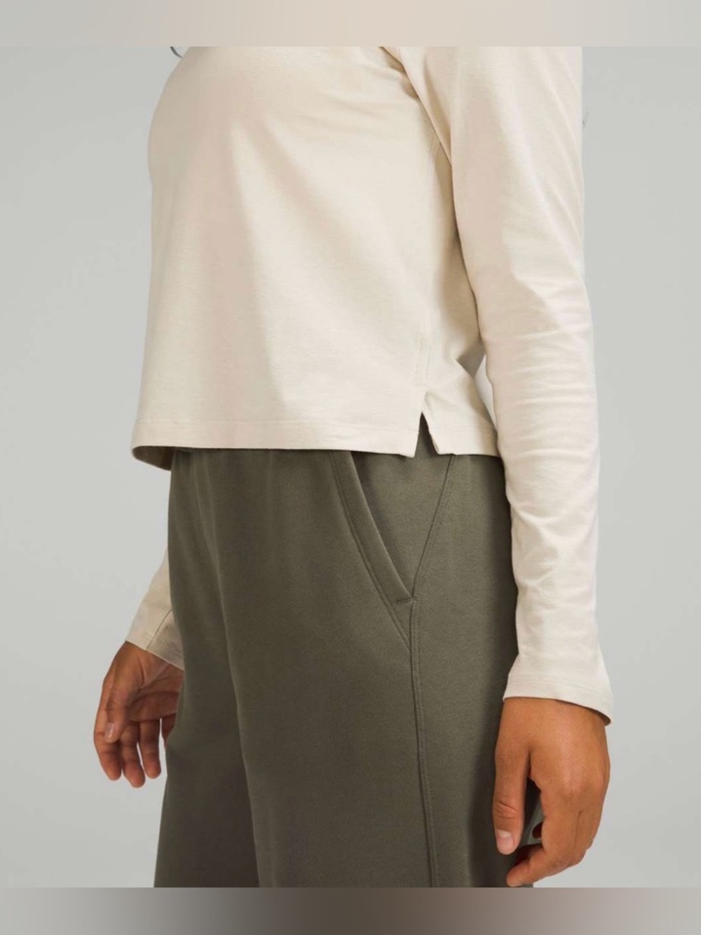 Lululemon Classic Fit Cotton Blend Long-Sleeve Cropped Shirt in Natural Ivory - Picture 4 of 10